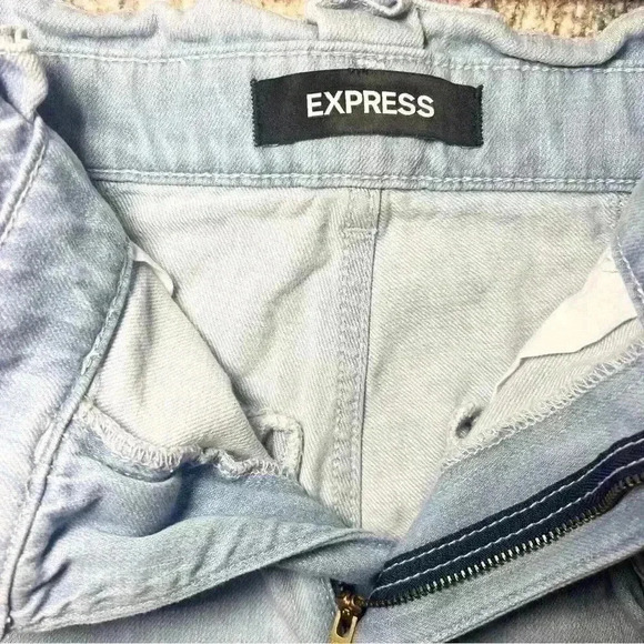 Express | Women’s Extreme High Waisted Paperbag Belted Shortie Shorts | Size 2 - Picture 9 of 11